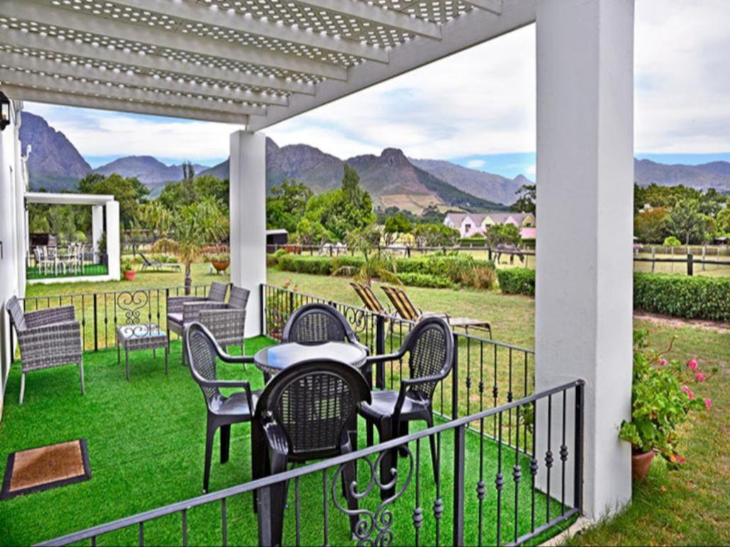 פרנצ'הוק Auberge La Dauphine Guest House מראה חיצוני תמונה